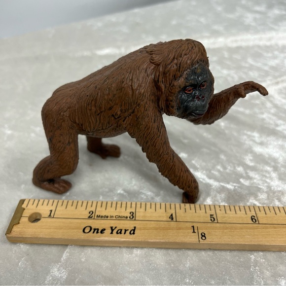 Set of 7 toy figures 1 orangutan 2 giant anteaters 4 cheetahs - Picture 15 of 16